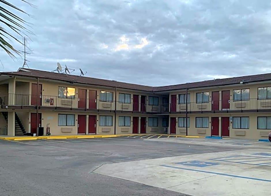 Red Roof Inn San Antonio E - Frost Bank Center Экстерьер фото